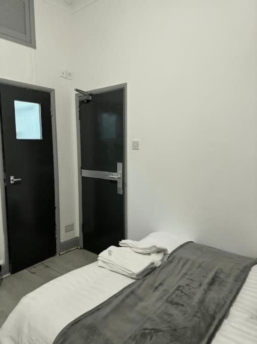 1 Bedroom Studio Next To King'S Cross St Pancreas Station Londen Buitenkant foto